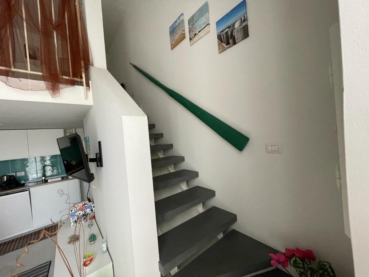 Le Case Di Carlotta & Giorgia Pozzillo Bagian luar foto