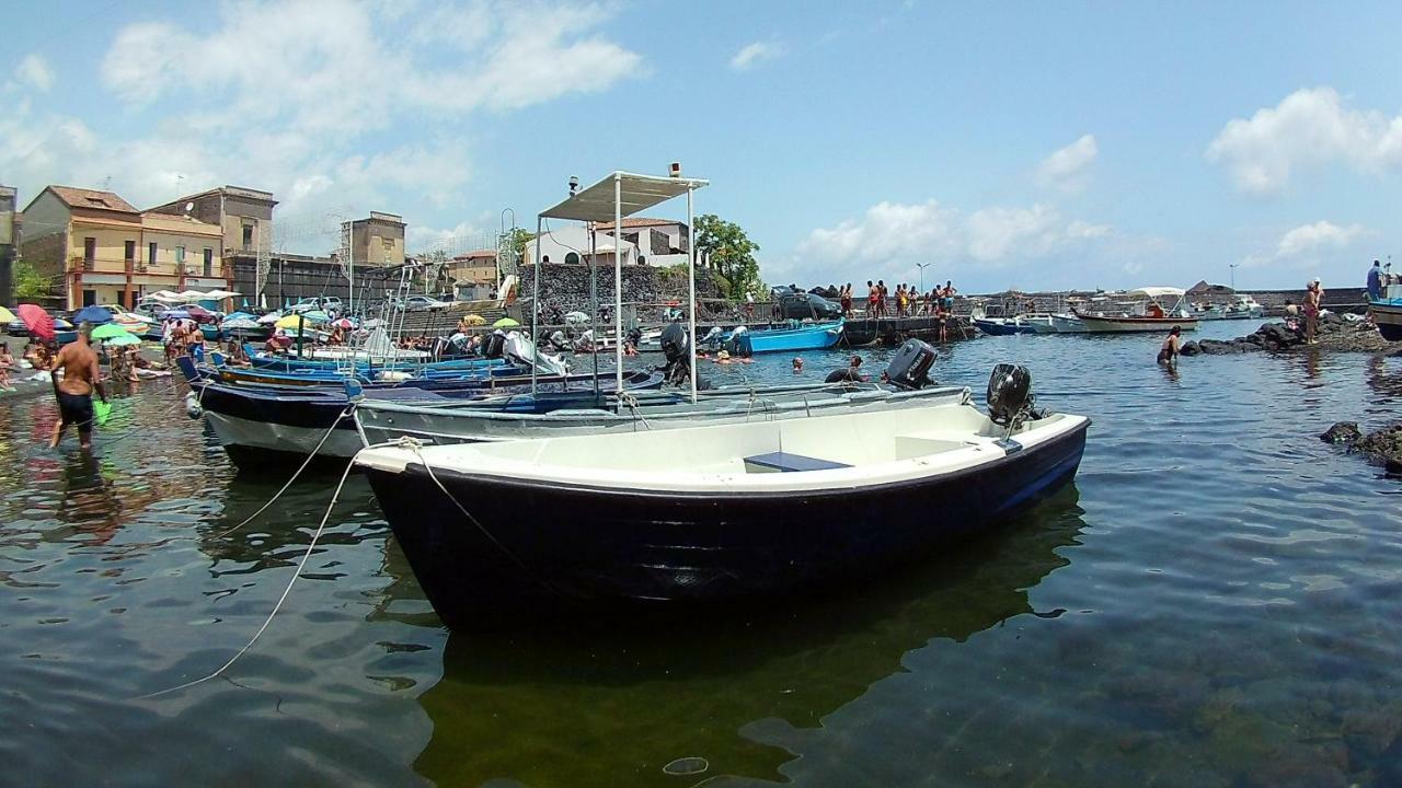 Le Case Di Carlotta & Giorgia Pozzillo Bagian luar foto